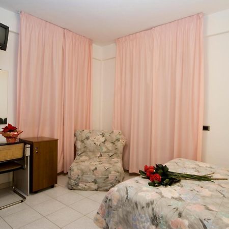 Hotel Il Quadrifoglio Cascia Extérieur photo