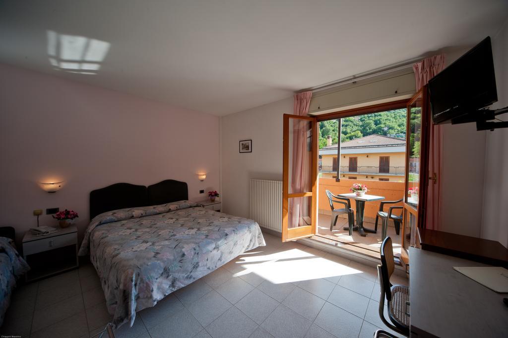 Hotel Il Quadrifoglio Cascia Chambre photo