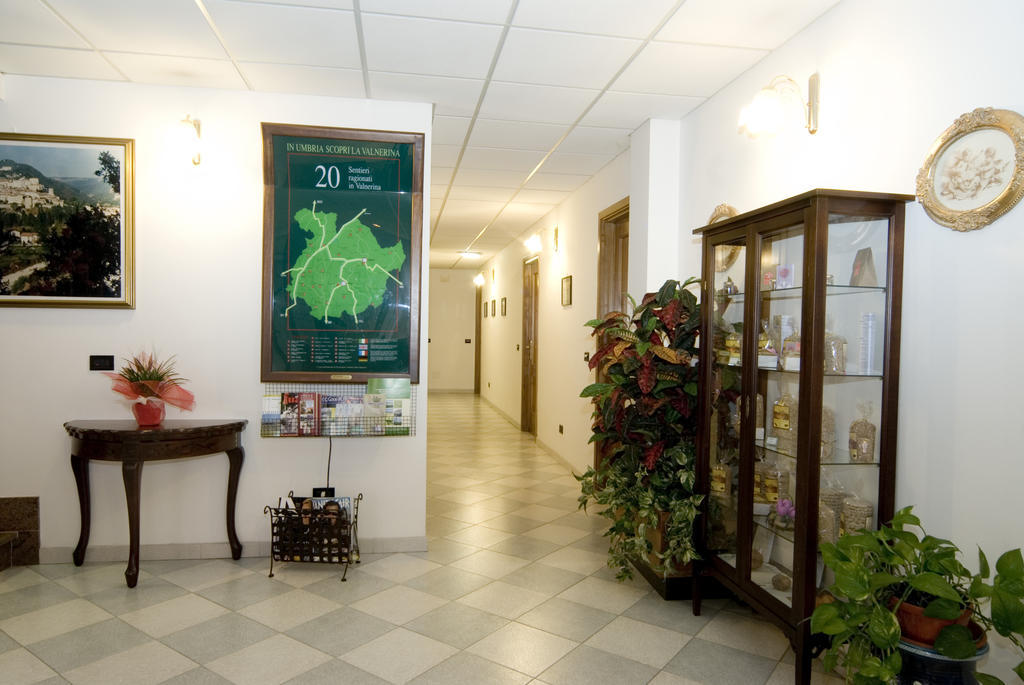 Hotel Il Quadrifoglio Cascia Extérieur photo